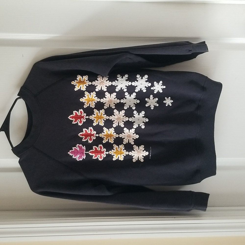 Vintage 1992 Scoop Neck Sweatshirt Fall leaves to winter snowflakes